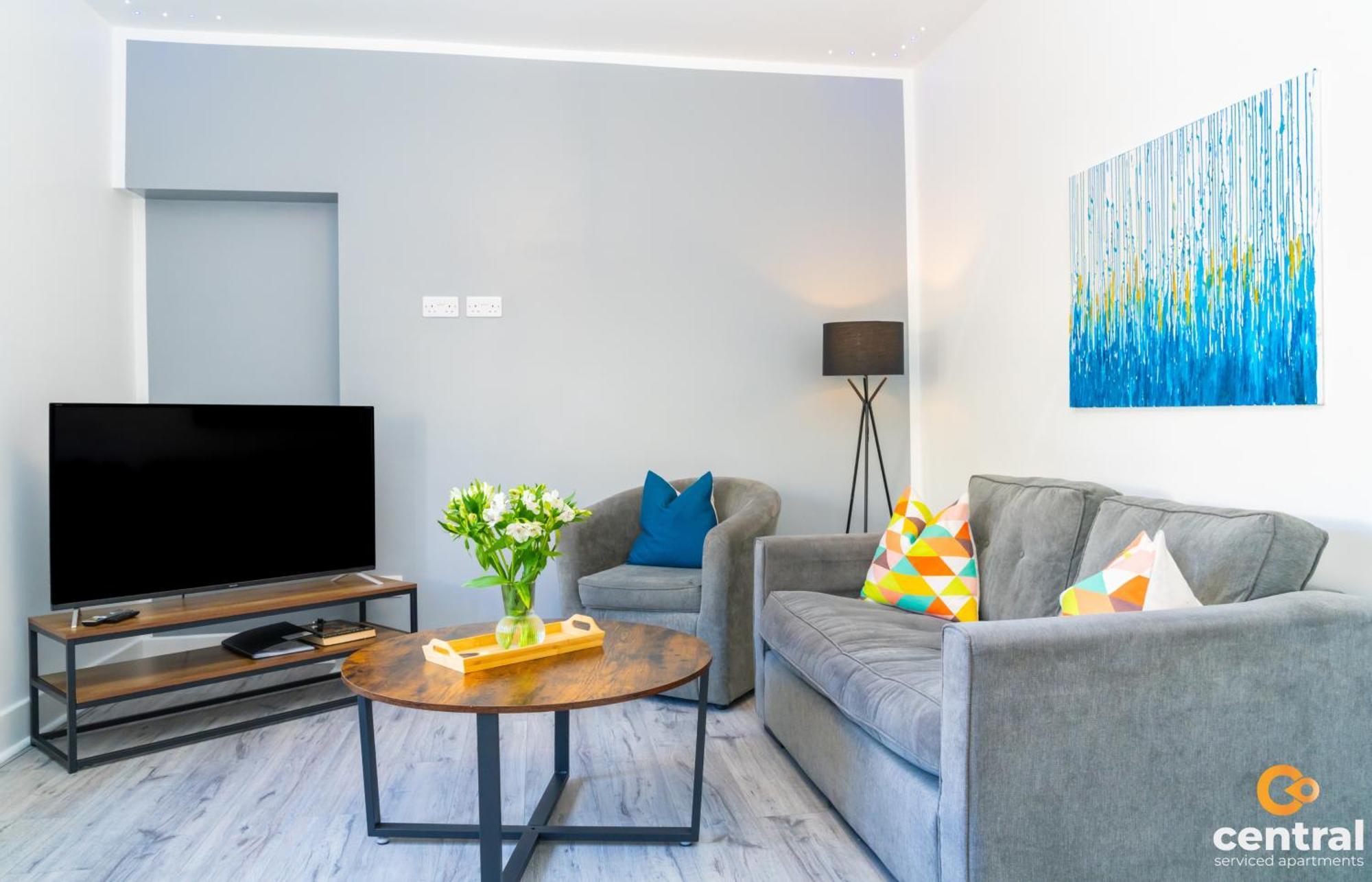 Central Serviced Apartments - 2 Bedroom - Free Street Parking - Fast Wifi - Smart Tvs In All Rooms - Ground Level - Family Neighbourhood - 3 X Double Beds - Heating 24-7 - Trade Stays - Weekly & Monthly Offers Дънди Екстериор снимка